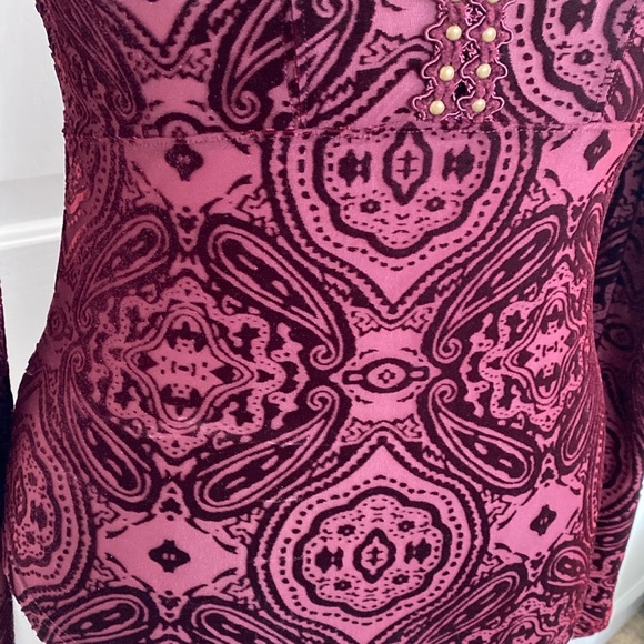 NWT Free People City Limits Burgundy Velvet Top Size Small - Picture 2 of 9